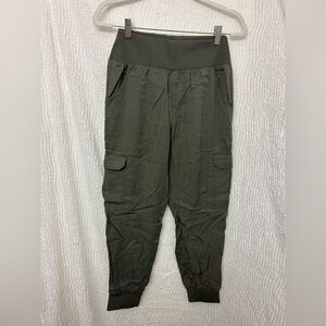 Democracy Olive Green Cargo Pants Size Small Comfy Skinny Fit Elastic Waist